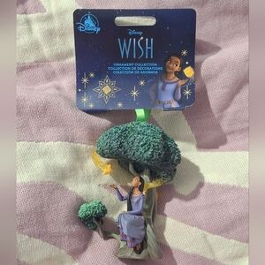 Disney Store Official Wish Asha & Star Sketchbook Ornament NWT